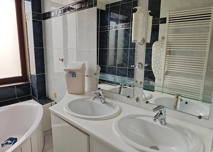 Confortable Pour 4p 150m De La Accommodatie bij particulieren *